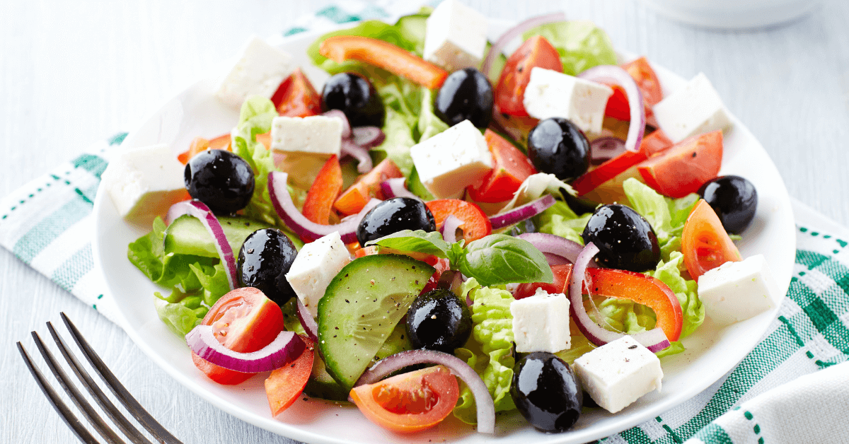 Prepare Greek salad using our mixing bowl and shaker for dressing 🥗 Visit  our website for more offers: link in bio ✓ #tupperware…